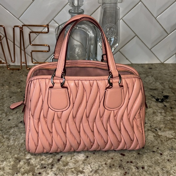 Coach Pink - Picture 5 of 6